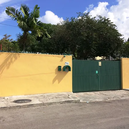 Amigos Hostel Cozumel-2